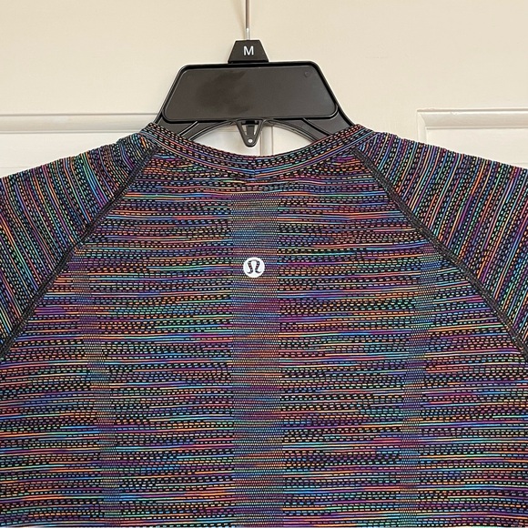 RARE Lululemon Swiftly Tech 2.0 Short Sleeve Rainbow, Sz 8 - Picture 5 of 9